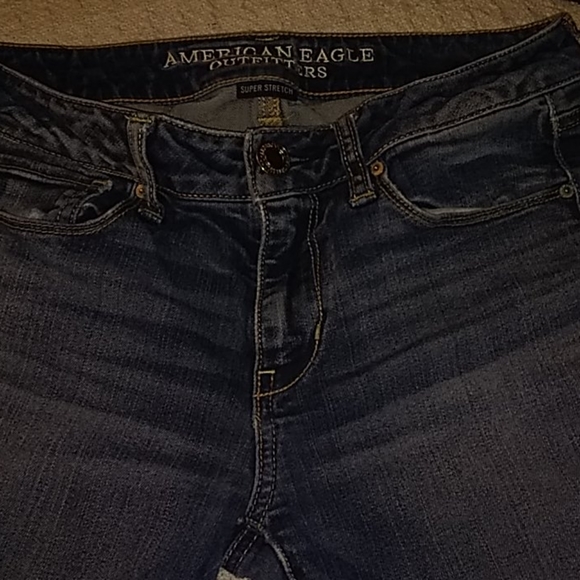 American Eagle Outfitters super stretch jeans. - Picture 5 of 9